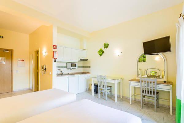 Wot Algarve Hotell Almancil Exteriör bild