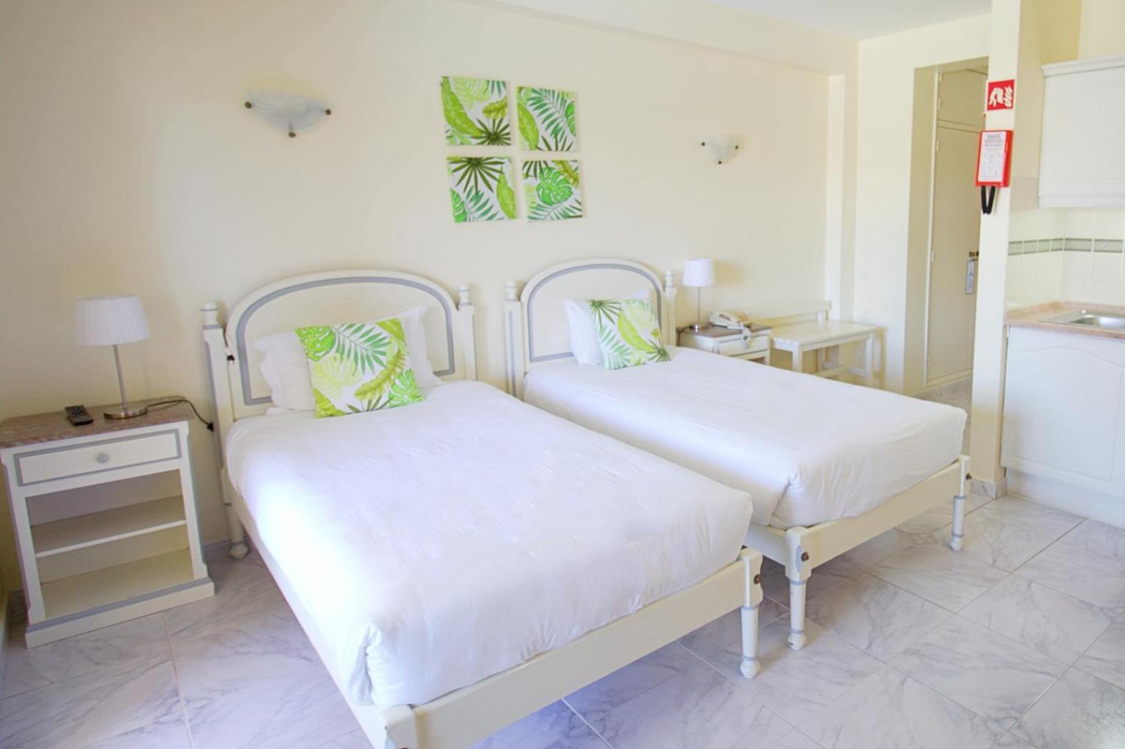 Wot Algarve Hotell Almancil Exteriör bild